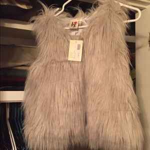 Faux Fur Vest!